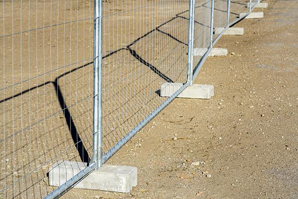 Fence Rental Seaside workers